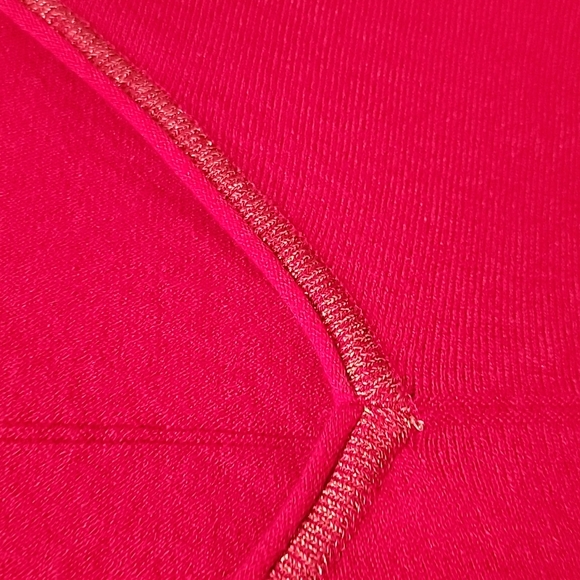 Isela, Size L, Red with gold thread - Picture 3 of 4